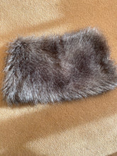 Load image into Gallery viewer, ALL102 Neutral faux fur snood
